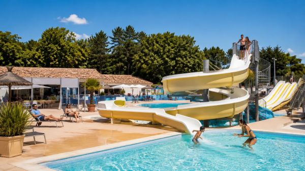 Séjourner dans un camping en Vendée proche de la mer