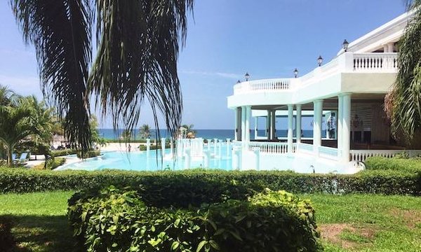 Comment choisir un hôtel en bord de mer pour des vacances réussies