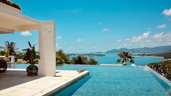 Comment choisir un hébergement en bord de mer pour des vacances réussies