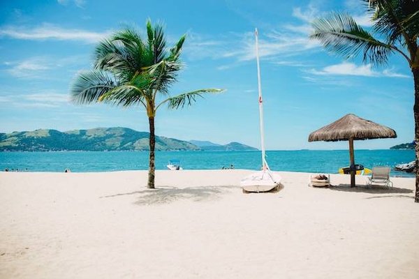 Location de vacances à la mer avec accès direct à la plage : Les pieds dans le sable
