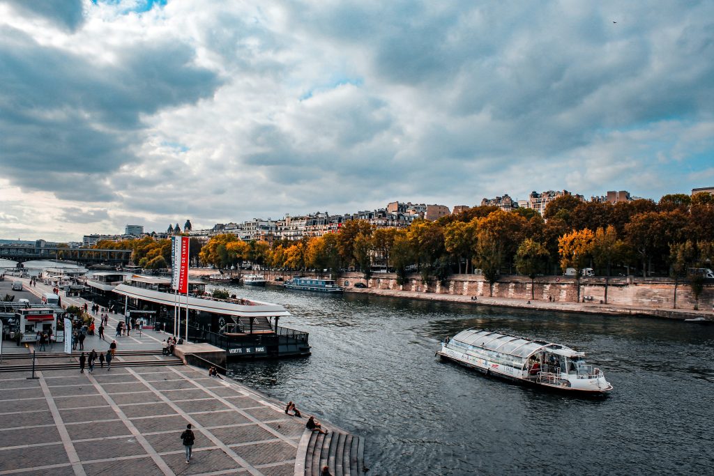 Découvrez Paris autrement en croisières sur la Seine